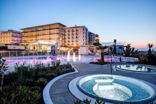 Hotel Colibri Cattolica Dış mekan fotoğraf